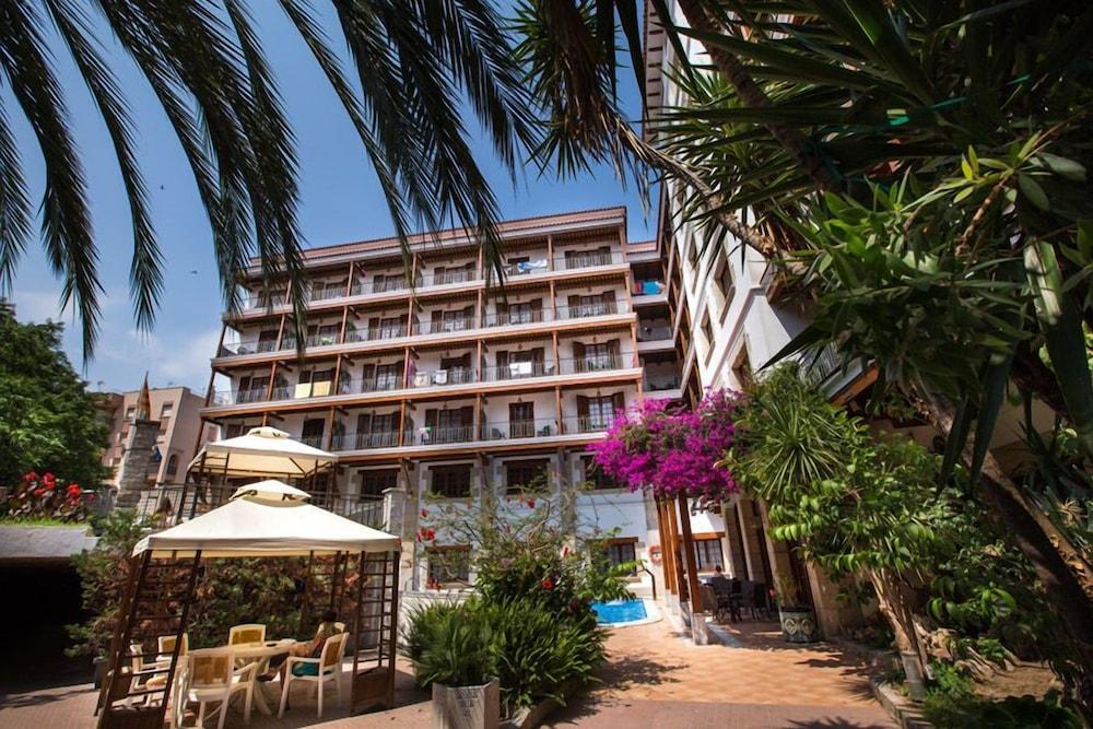 Hotel La Carolina Lloret de Mar Exterior foto