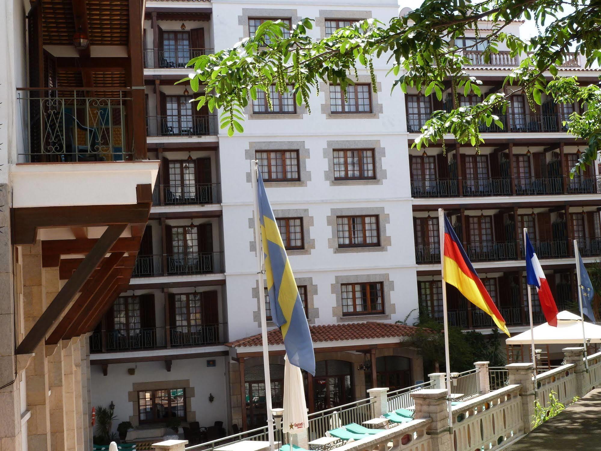 Hotel La Carolina Lloret de Mar Exterior foto